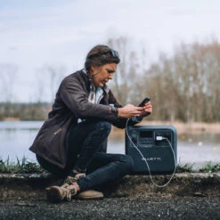 BLUETTI Générateur Électrique Solaire AC180 Avec Panneau Solaire PV200 -Plein Air Fournitures Boutique bluetti generateur electrique solaire ac180 avec panneau solaire pv200 5