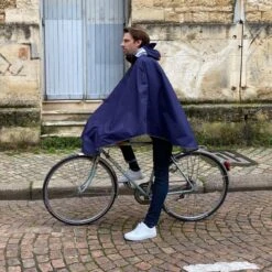 Cape De Pluie Vélo écoresponsable, Imperméable, Respirante, Unisexe - Cap Ferret 7 Cape De Pluie Vélo écoresponsable, Imperméable, Respirante, Unisexe - Cap Ferret -Plein Air Fournitures Boutique cape de pluie velo ecoresponsable impermeable respirante unisexe cap ferret 2