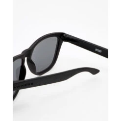 HAWKERS Lunettes De Soleil Pour Homme Et Femme ONE CARBON Black Silver 9 HAWKERS Lunettes De Soleil Pour Homme Et Femme ONE CARBON Black Silver -Plein Air Fournitures Boutique lunettes de soleil pour homme et femme one carbon black silver 2