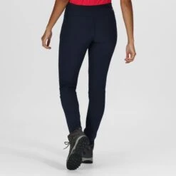 Regatta Pentre Stretch Femme Randonnée Pantalon - Marine 8 Regatta Pentre Stretch Femme Randonnée Pantalon - Marine -Plein Air Fournitures Boutique pentre stretch femme randonnee pantalon marine 3