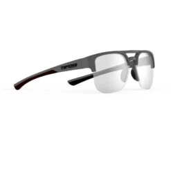 Tifosi Salvo Fototec Single Lens Sunglasses -Plein Air Fournitures Boutique tifosi salvo fototec single lens sunglasses 4
